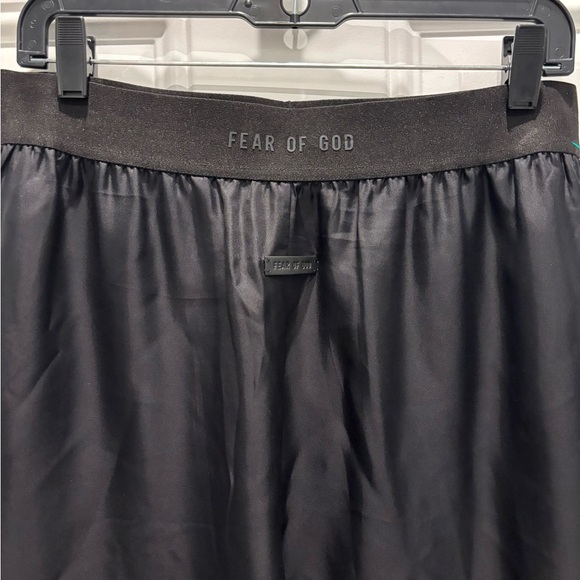 FEAR OF GOD silk lounge pants. - Picture 4 of 5